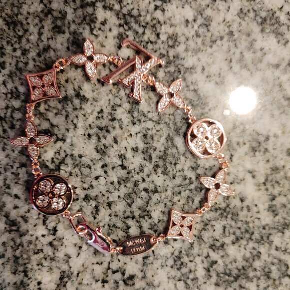 Louis Vuitton Women's Bracelet - Picture 3 of 9